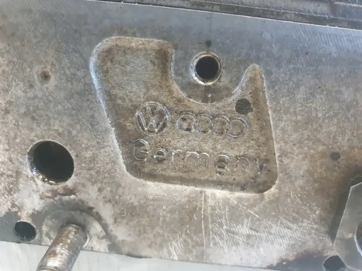 Audi A6 C6 2.7 TDI BPP LEWA GŁOWICA CYLINDRÓW 0593AG 059285