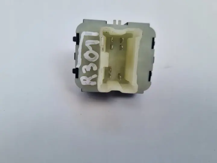 Renault Dacia PANEL SZYB Przełącznik włącznik 254116722R