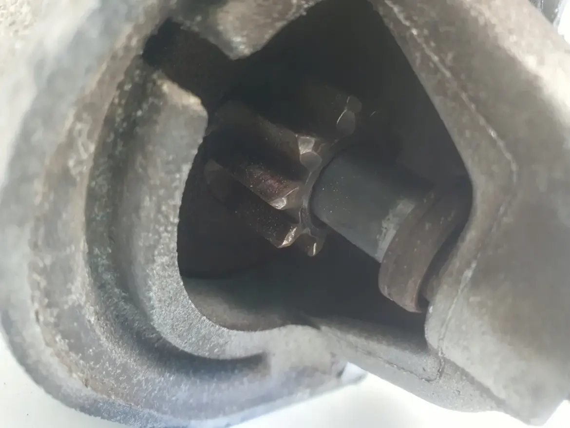 Volvo XC90 2.8 2.9 T6 ROZRUSZNIK Bosch 0001115007