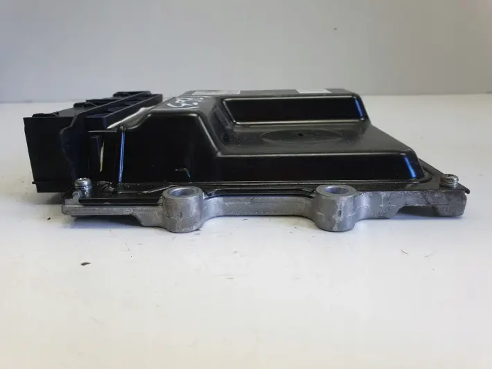 Volvo V40 II 2.0 D STEROWNIK SILNIKA komputer 31312486