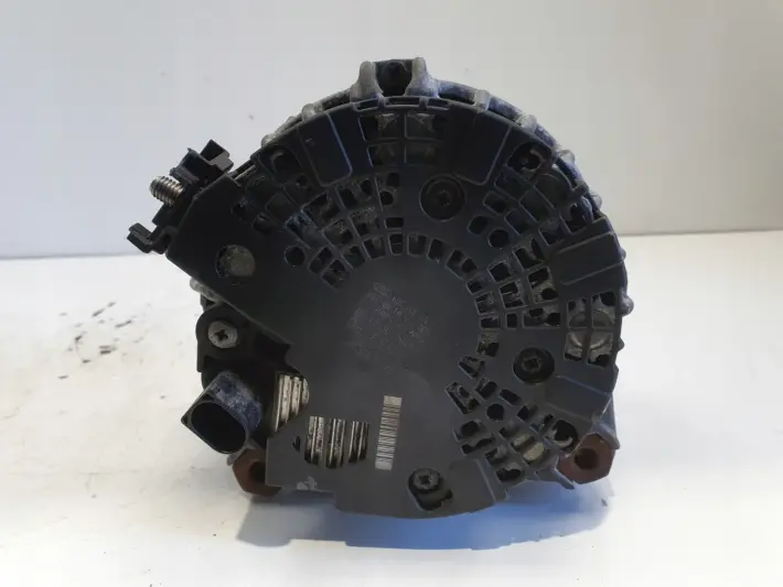 Volvo V40 II 2.0 D3 ALTERNATOR bosch 30659580