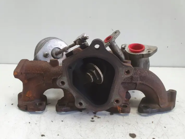 Volvo V60 2.0 D4 TURBOSPRĘŻARKA turbo 31397999 31361655