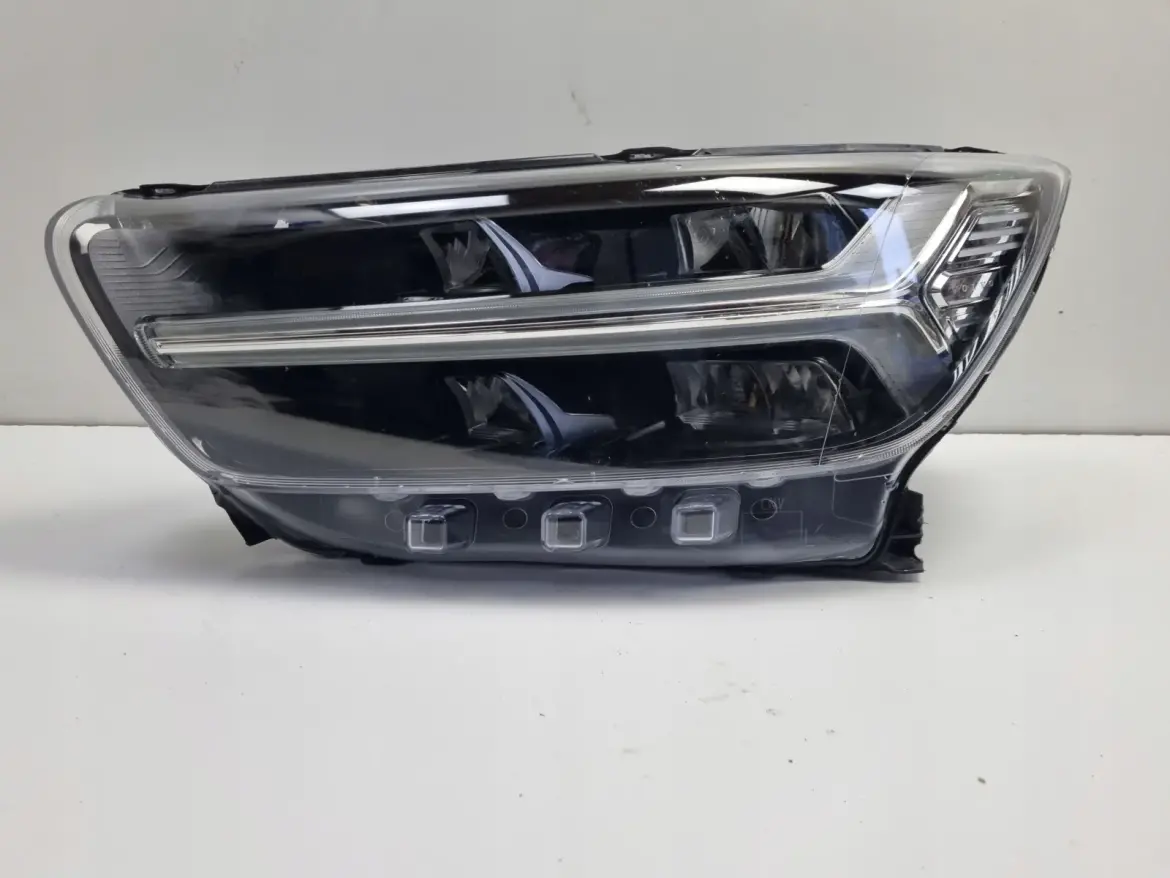Volvo XC40 PRZEDNIA LAMPA LEWA lewy przód FULL LED EUROPA 32293917