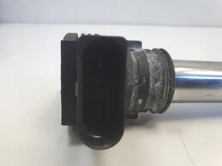 Audi A4 B7 2.0 TFSI CEWKA ZAPŁONOWA 07K905715F