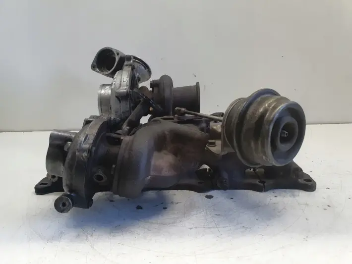 Volvo V60 XC60 S80 2.4 D5 TURBOSPRĘŻARKA turbo 36002757 36002640 31293086