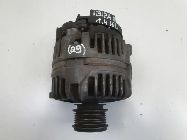 Seat Ibiza II lift 1.4 16V ALTERNATOR Bosch 038903023K 70A