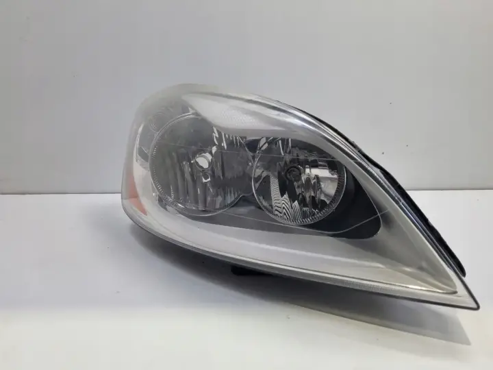 Volvo XC60 08-17r PRZEDNIA LAMPA PRAWA PRAWY PRZÓD 30763148
