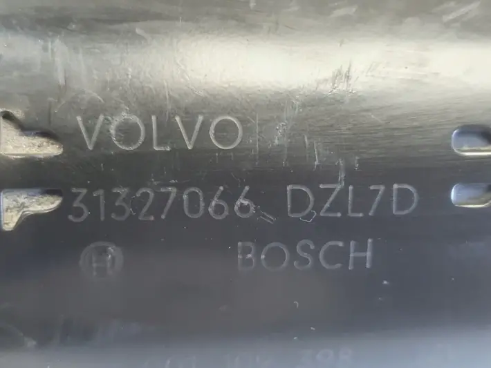 Volvo S60 II V60 I V70 III 2.0 D3 ROZRUSZNIK bosch 0001109398