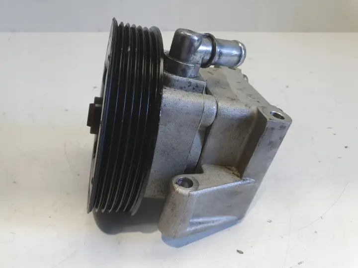 Ford Focus MK2 II 1.6 16V POMPA WSPOMAGANIA