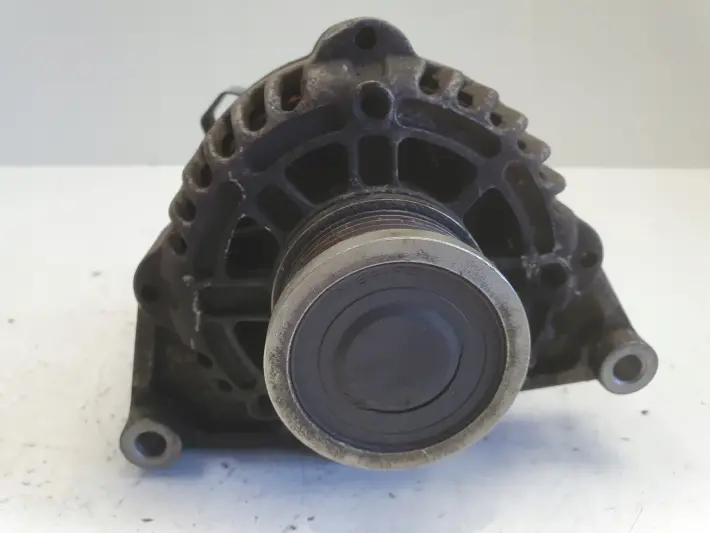 Opel Meriva B 1.4 T Turbo ALTERNATOR 13500582