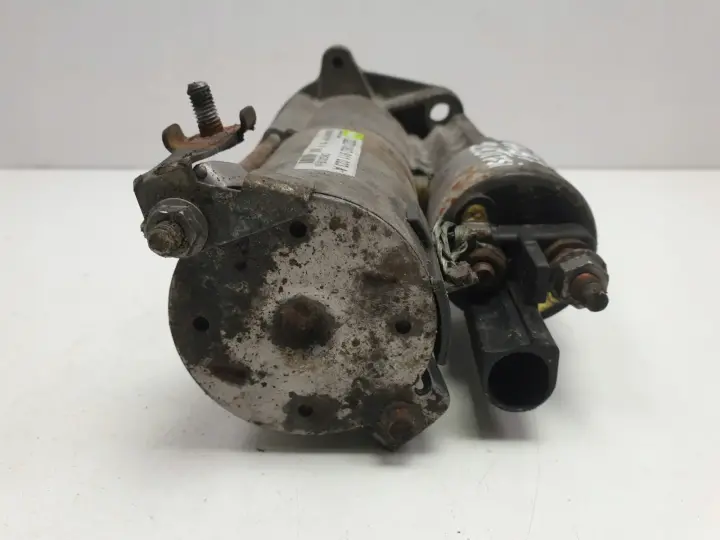 Audi A4 B7 2.0 TFSI ROZRUSZNIK valeo 06D911023A
