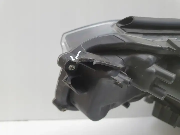 Toyota CHR C-HR PRZEDNIA LAMPA PRAWA prawy przód FULL LED 81110-F4071-00