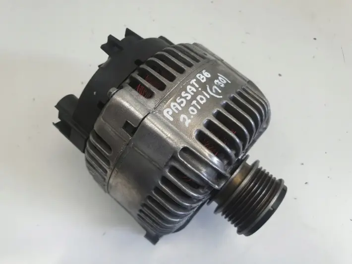 VW Passat B6 2.0 TDI ALTERNATOR 021903026L 180A valeo