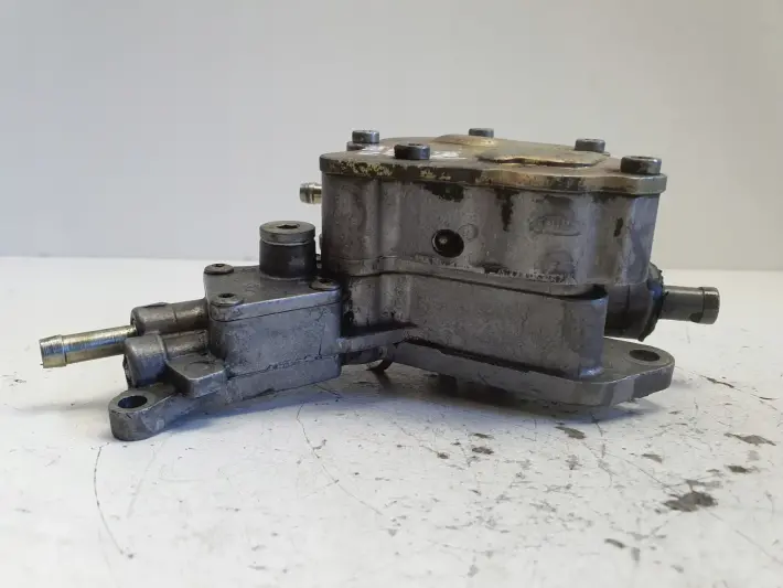VW Golf V 1.9 TDI POMPA VACUM wakum 038145209A