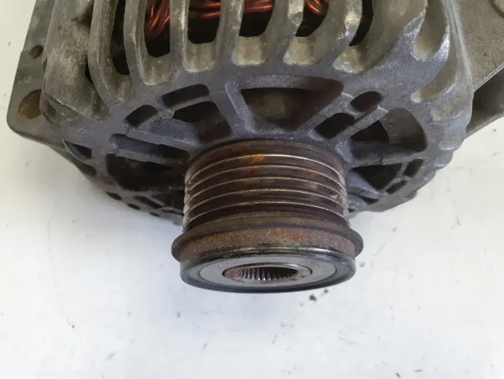 Ford Mondeo MK3 2.0 16V ALTERNATOR 1S7T-CD