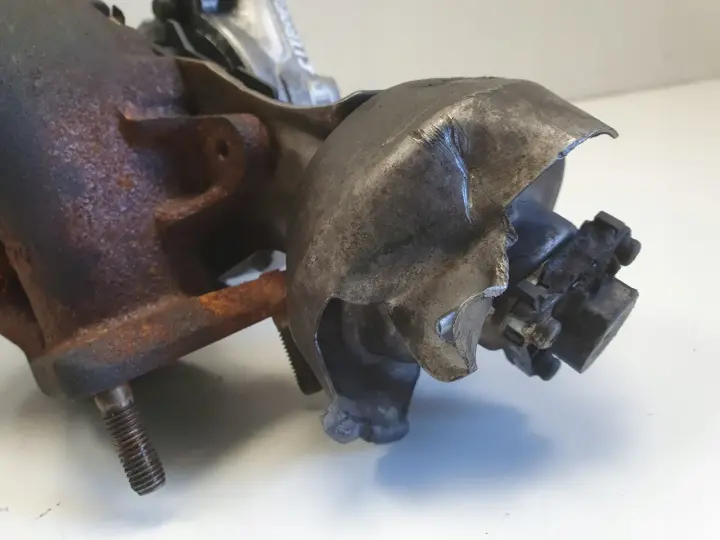 Peugeot 407 2.0 HDI TURBOSPRĘŻARKA turbo 9682778680