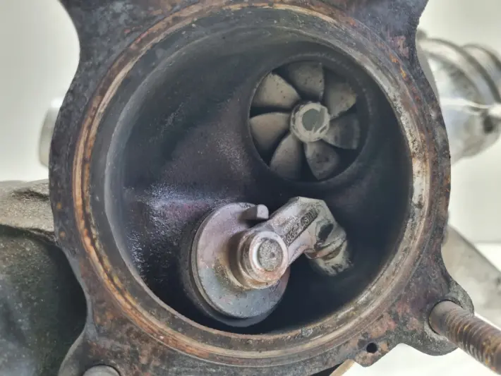 Audi A4 B8 A5 2.0 TFSI TURBOSPRĘŻARKA turbo 06H145702G