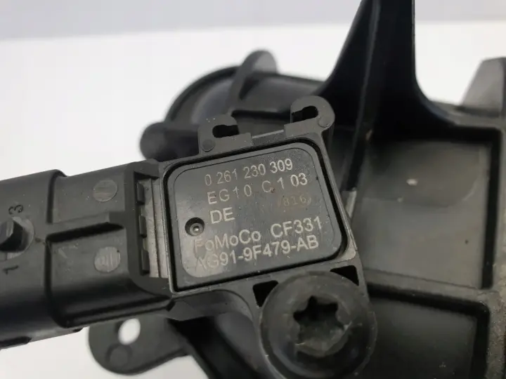 Ford Focus MK3 III 1.6 EcoBoost KOLEKTOR SSĄCY