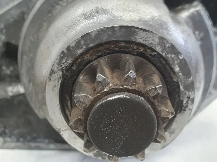 VW Polo IV 1.2 6V ROZRUSZNIK 0001120400 bosch