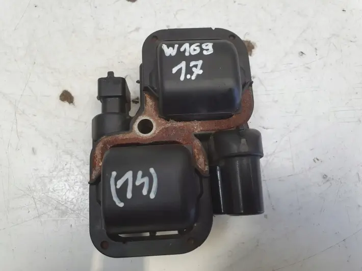 Mercedes W169 1.7 8V CEWKA ZAPŁONOWA 0221503035