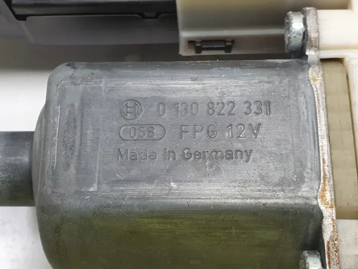 Renault Laguna III MECHANIZM SZYBY prawy przód PASAŻERA 807300002R