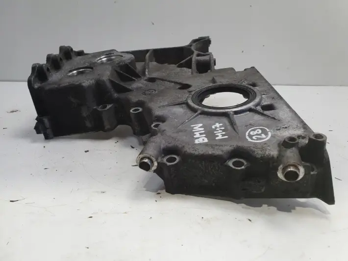 BMW E87 E90 E91 2.0 D POKRYWA ROZRZĄDU obudowa osłona 7790427