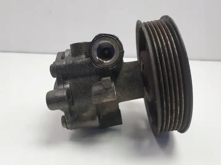 VW Bora 2.0 8V POMPA WSPOMAGANIA
