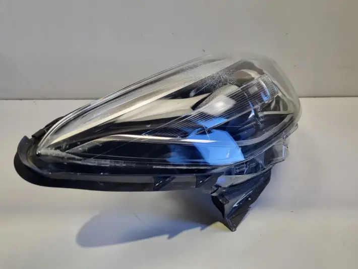 Renault Captur I 17-19r LIFT PRZEDNIA LAMPA PRAWA PRAWY PRZÓD 260100653R