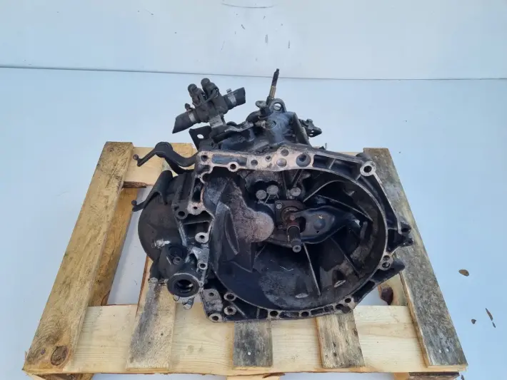 Peugeot Parnter II 1.6 HDI MANUALNA SKRZYNIA BIEGÓW manual 20DP37