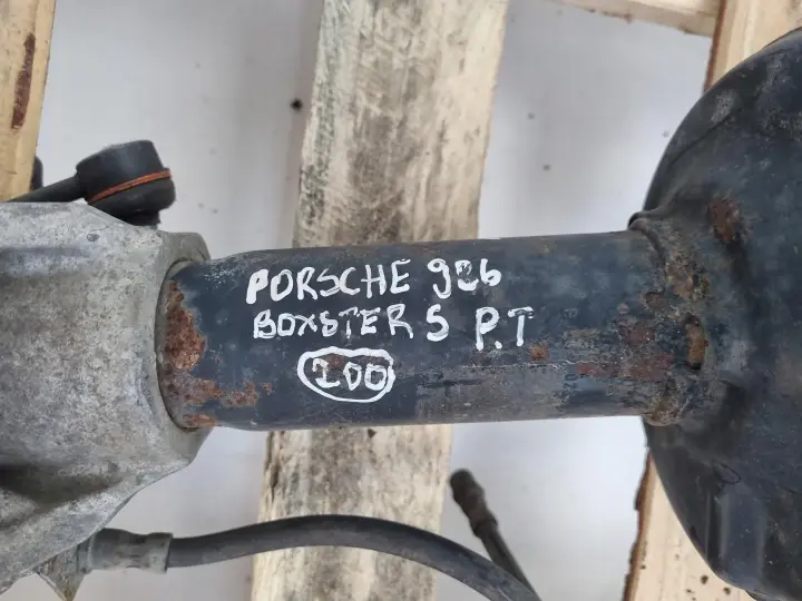Porsche Boxster 986 PRAWY TYLNY AMORTYZATOR Piasta zwrotnica tył