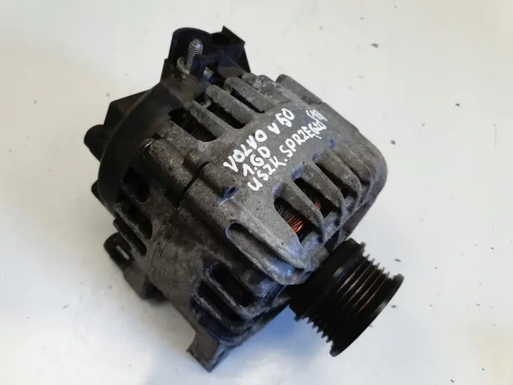 Volvo S40 II V50 1.6 D D2 ALTERNATOR 30659389 120A valeo
