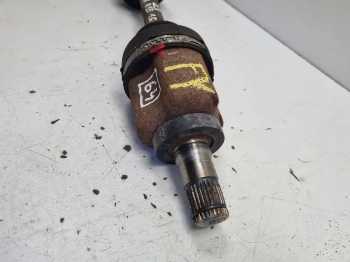MINI CLUBMAN R55 R56 1.6 D LEWA PRZEDNIA PÓŁOŚ półośka lewy przód