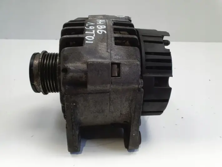 Audi A4 B6 1.9 TDI ALTERNATOR Valeo 028903031A 120A