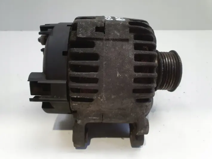 VW Golf V 1.9 TDI ALTERNATOR valeo 06F903023C 140A