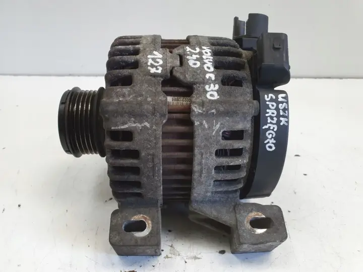 Volvo S40 II V50 2.4 D5 ALTERNATOR 0121615014