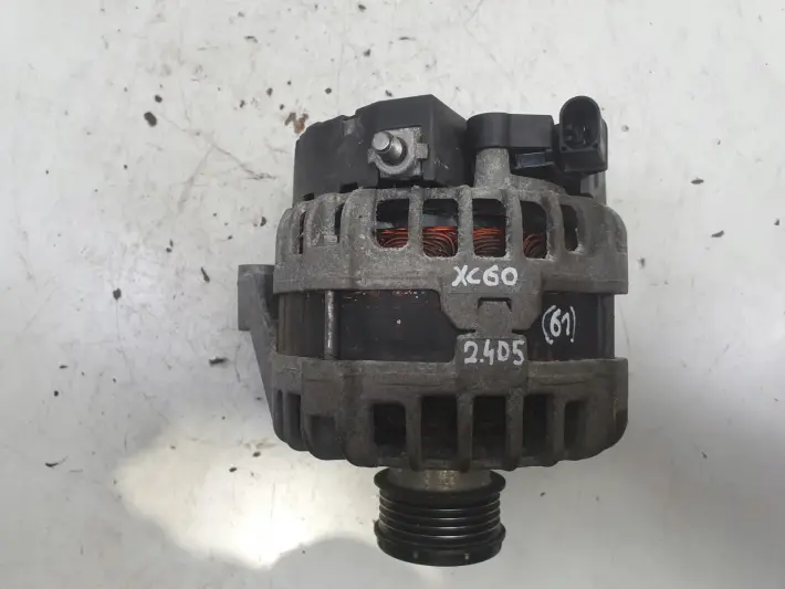 Volvo V70 III XC70 II 2.4 D5 ALTERNATOR 31419556