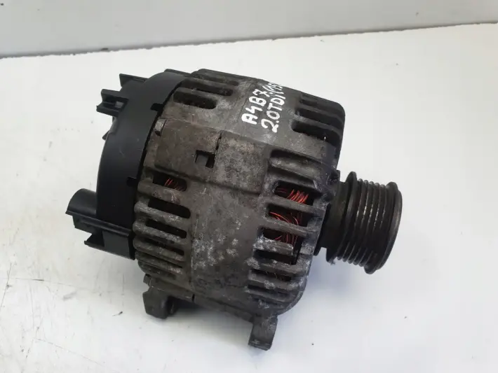 Audi A4 B7 2.0 TDI ALTERNATOR valeo