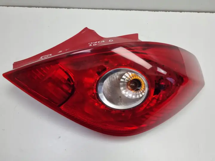 OPEL CORSA D 3D HTB 06-14r TYLNIA TYLNA LAMPA PRAWA prawy tył 13211841
