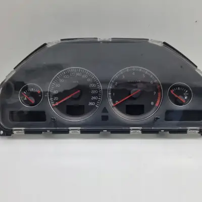 Volvo S60 I V70 II 2.5 T LICZNIK ZEGARY 30682272 Europa benzyna