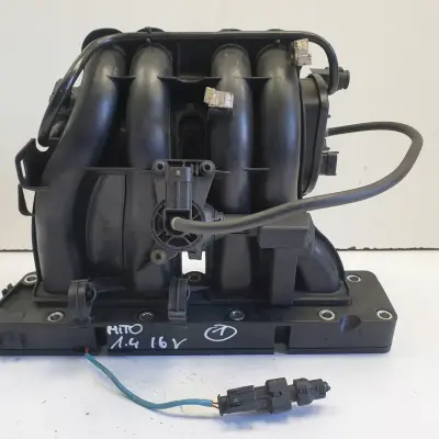 Alfa Romeo Mito 1.4 16V KOLEKTOR SSĄCY