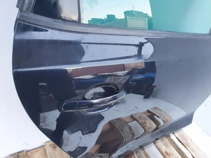 VW Polo V 6R TYLNE DRZWI PRAWE PRAWY TYŁ LA9W