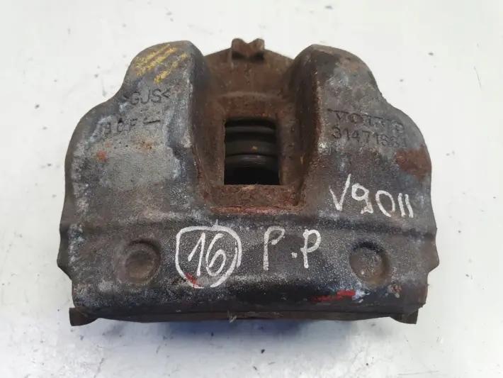 Volvo S60 II V60 I PRZEDNI ZACISK HAMULCOWY prawy przód pasażera 31471664