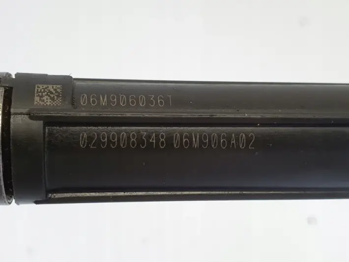 Audi A6 C8 3.0 TFSI WTRYSKIWACZ 06M906036T