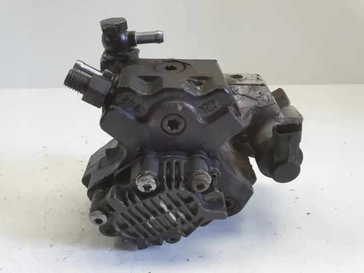 Honda Civic VIII 2.2 iCTDI POMPA WTRYSKOWA paliwa 0445010141