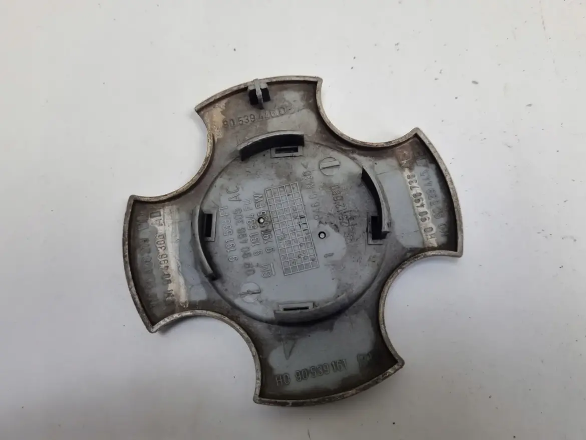 Opel Vauxhall DEKIELEK FELGI Kapsel kołpak 90496305AC 9191533FT 98/99mm