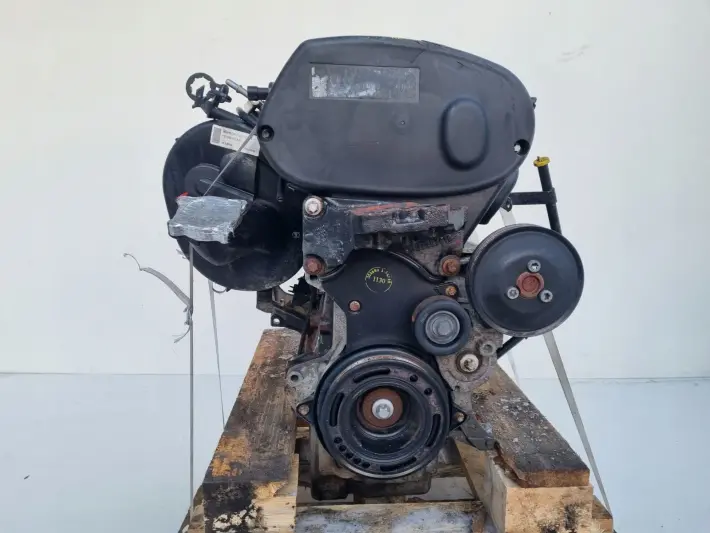 SILNIK KOMPLET Opel Zafira B 1.8 16V 140KM ładna kompresja Z18XER