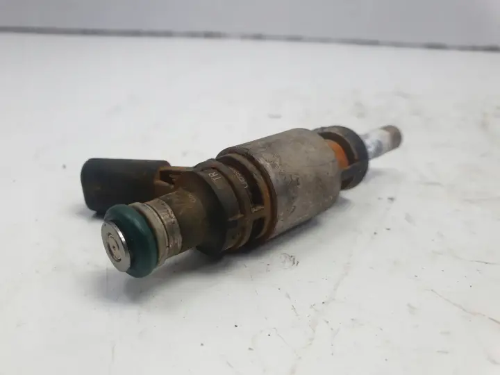 Audi A3 II 8P 2.0 TFSI WTRYSKIWACZ 06G906036B wtrysk