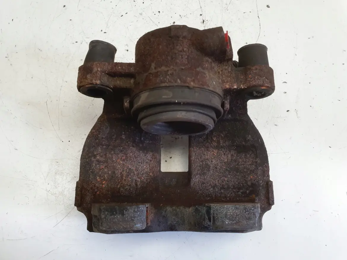 Volvo S60 II V60 I PRZEDNI ZACISK HAMULCOWY prawy przód pasażera 31471664