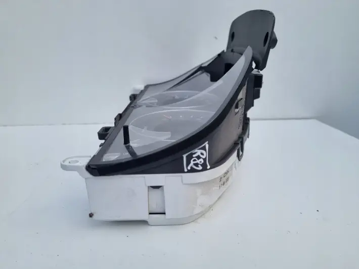 Volvo S80 II V70 III XC70 II 2.5 T LICZNIK ZEGARY Europa benzyna 31270898AA