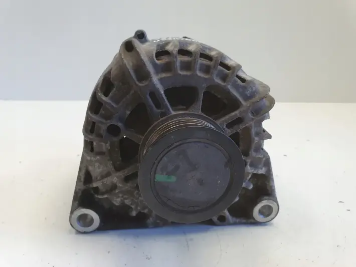 Volvo S40 II V50 1.6 D D2 ALTERNATOR 30659389 120A valeo